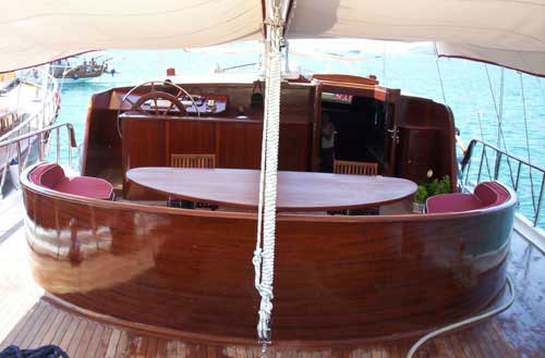 Palmyra lounge