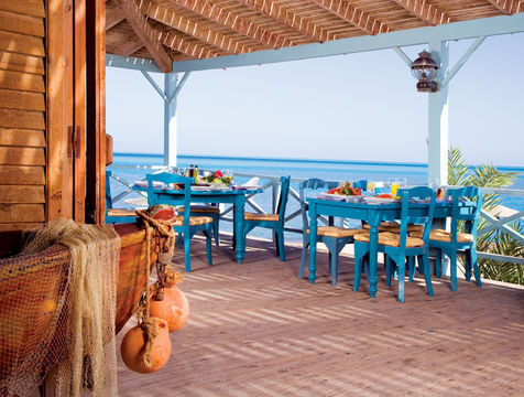 Movenpick Resort & Spa restaurant