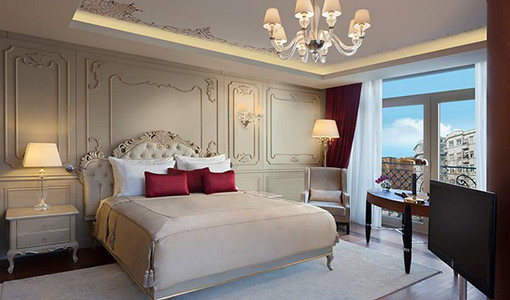 Park Bosphorus Istanbul Hotel. Luxury Suite.