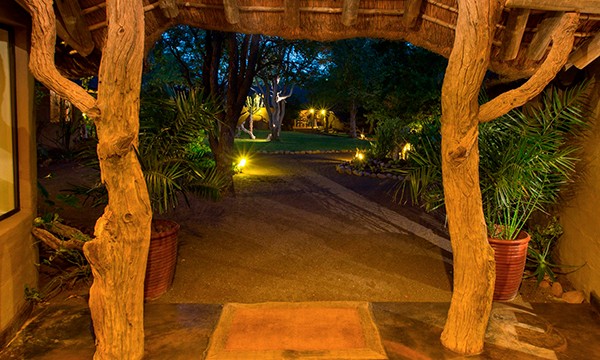 Mashatu Lodge (Main Camp) | Mashatu Game Reserve