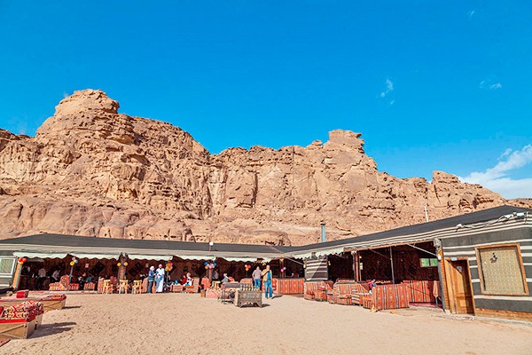 Sun City Camp, Dining