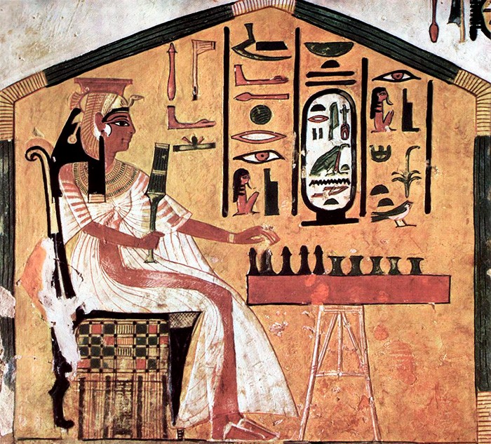 Queen Nefertari playing Senet.