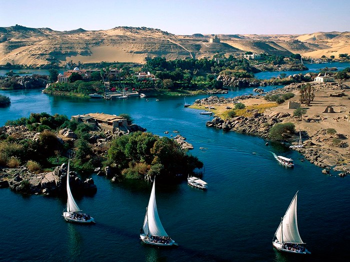 Aswan, Egypt. Photo by youssef_alam | Wikimedia Commons