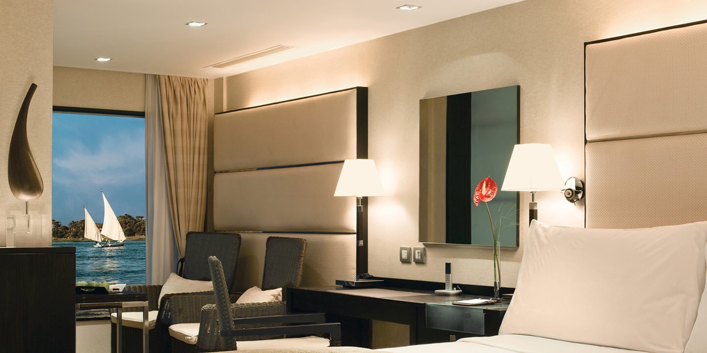 Oberoi Zahra Luxury Cabin